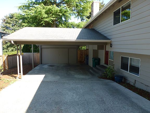 2nd image of 13516 95th Ave NE