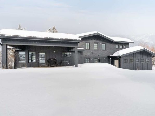 2310 Spotted Elk Rd