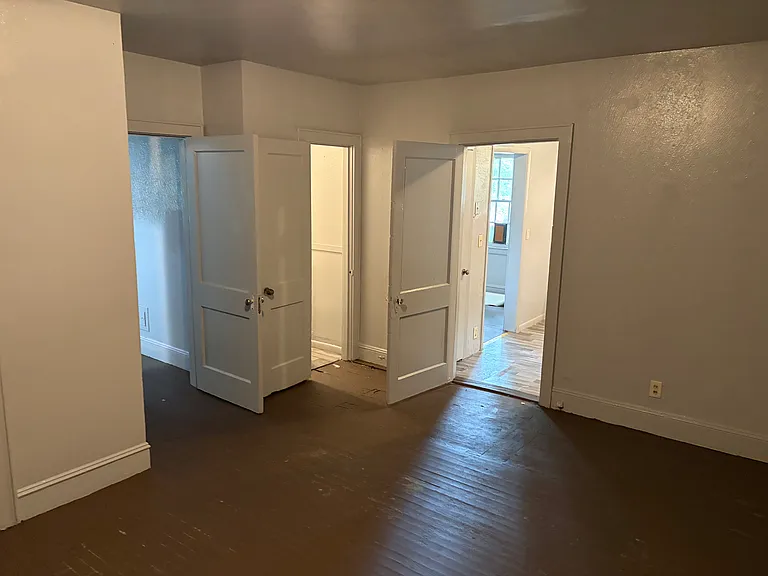 3120 Desoto St — Photo 8