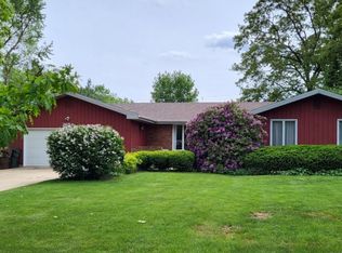 2654 E Riverview Dr, Kankakee, IL 60901