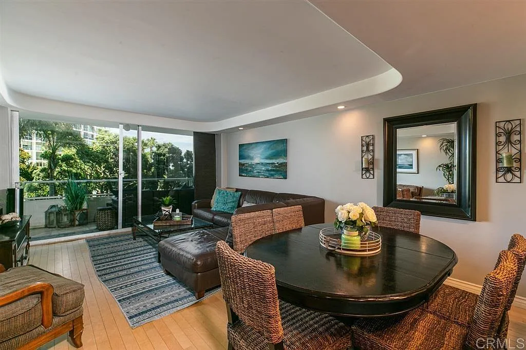 1 bed, 756 sqft, $5,000 — Photo 2