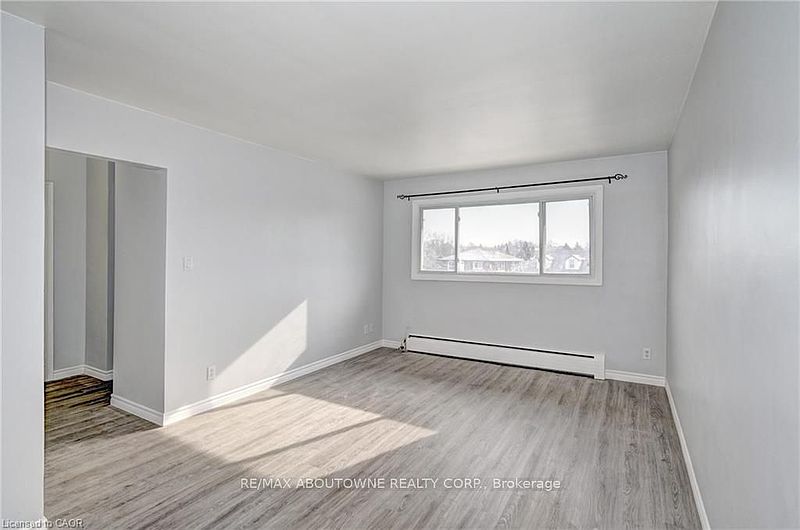 Kitchener Apartment for rent - 1 Bedroom — photo 13