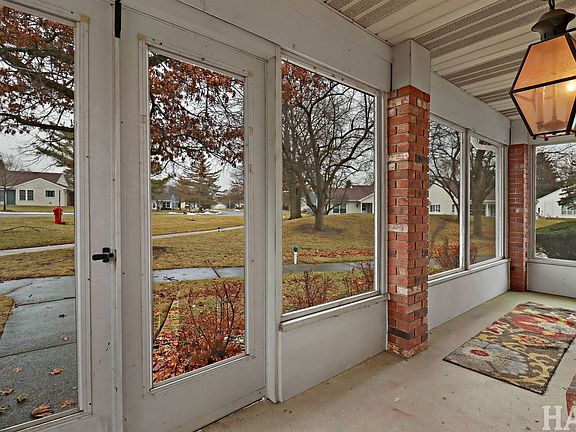 3rd image of 7205 Hastings Cir #330