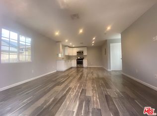 8448 Fenwick St, Sunland, CA 91040