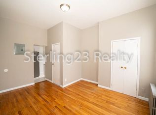 23-35 31st St #2D, Astoria, NY 11105