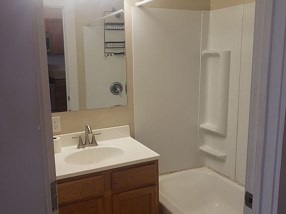 5th image of 2423 S 9th St #B