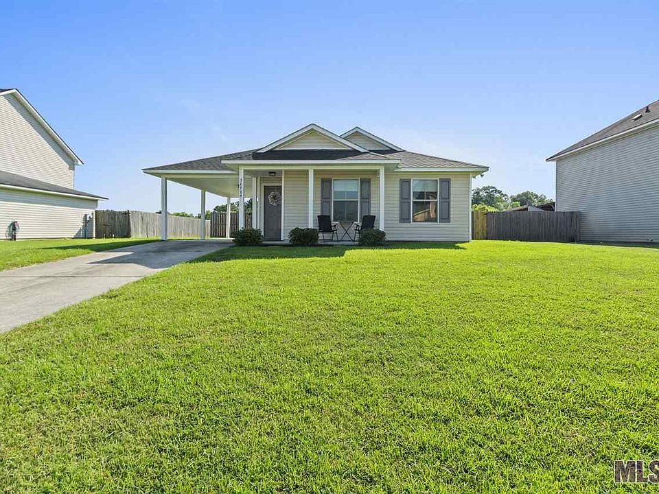 1st image of 34984 Rayville Dr
