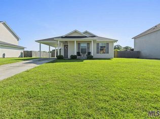 34984 Rayville Dr, Denham Springs, LA 70706