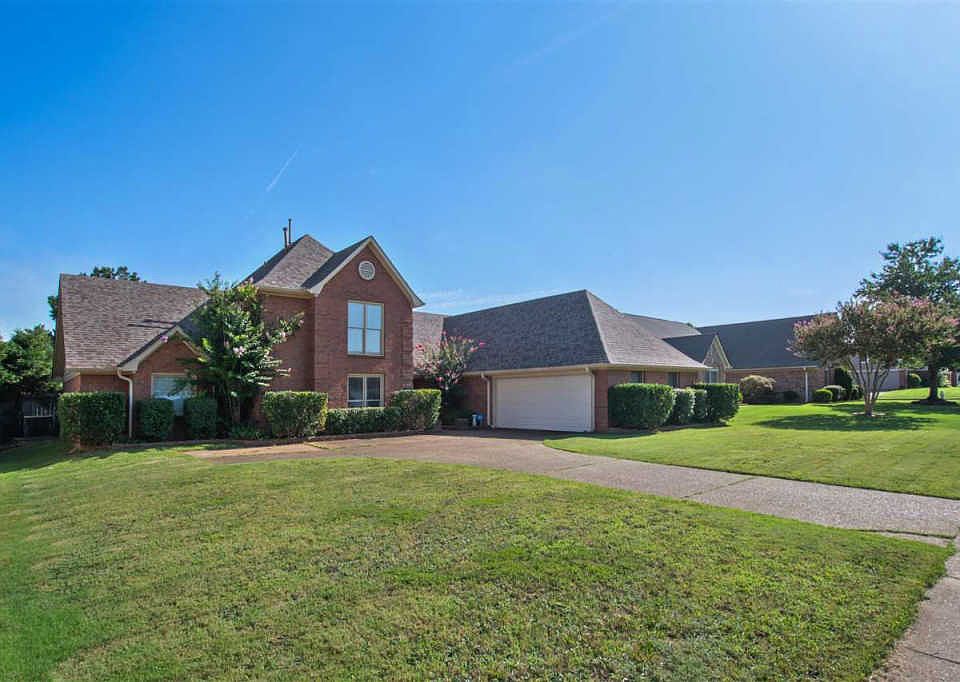 1st image of 7574 Cordova Club Dr E