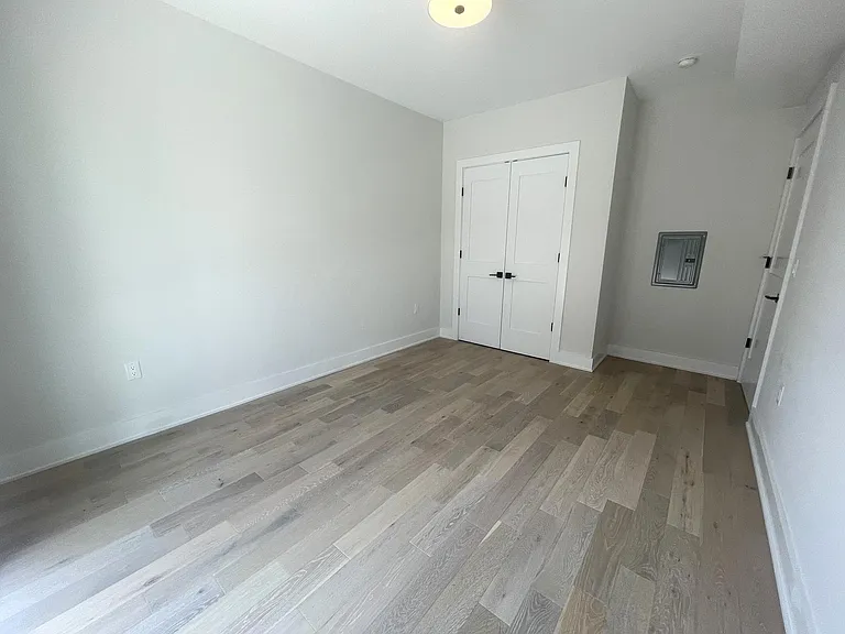 268 New York Ave #1D — Photo 16