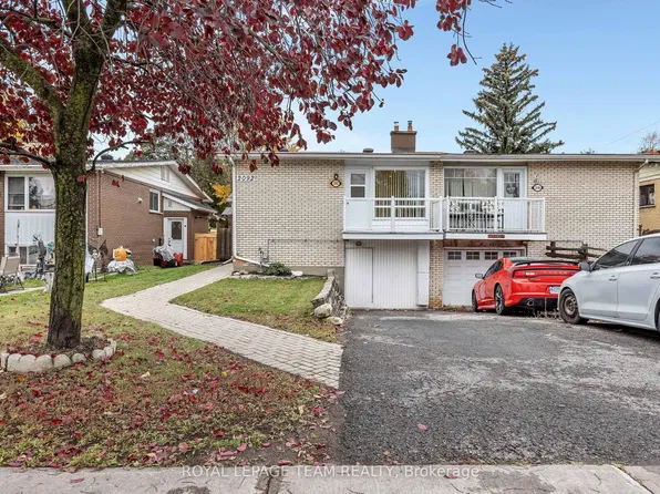 2092 Saint Laurent Blvd, Ottawa, ON K1G 1A9