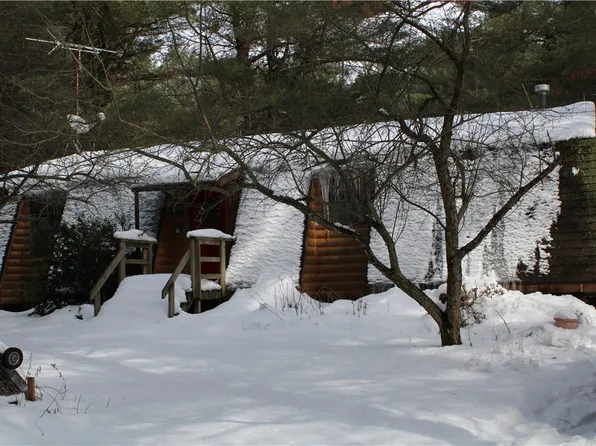 7601 Strutt St, Wayland, NY 14572