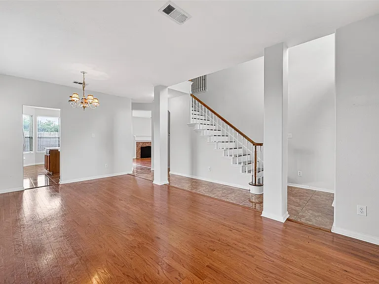 14603 Bladenboro Dr — Photo 7