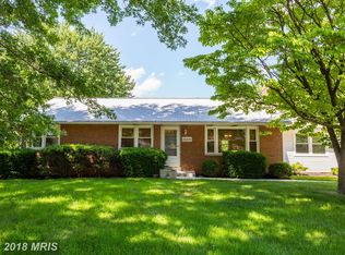 16505 Walnut Hill Rd, Gaithersburg, MD 20877