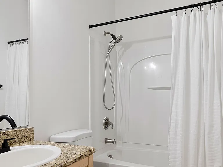 1123 Central Park Cir — Photo 20