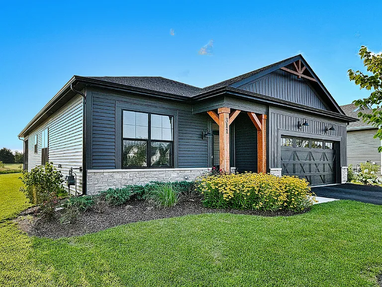 311 Dennis Ln — Photo 2