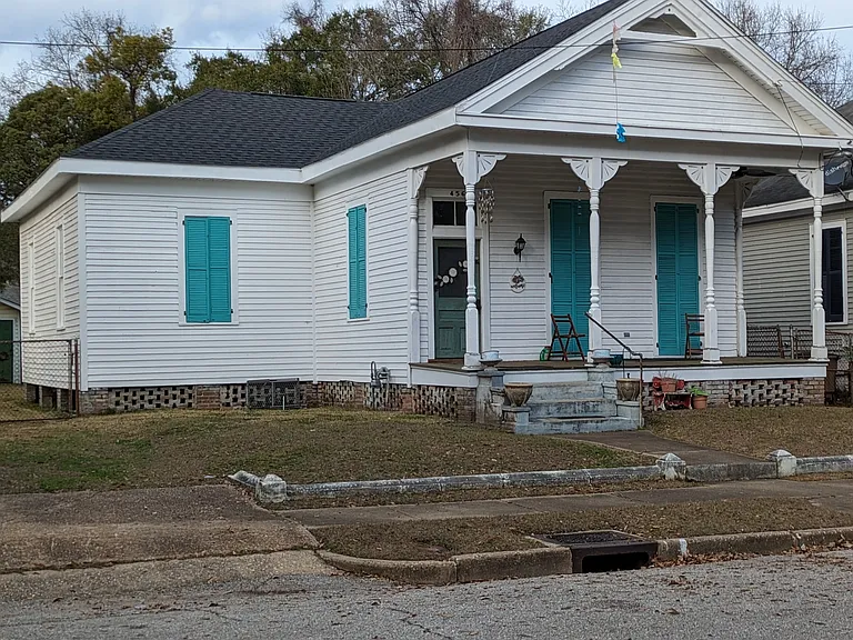 456 Augusta St — Photo 2