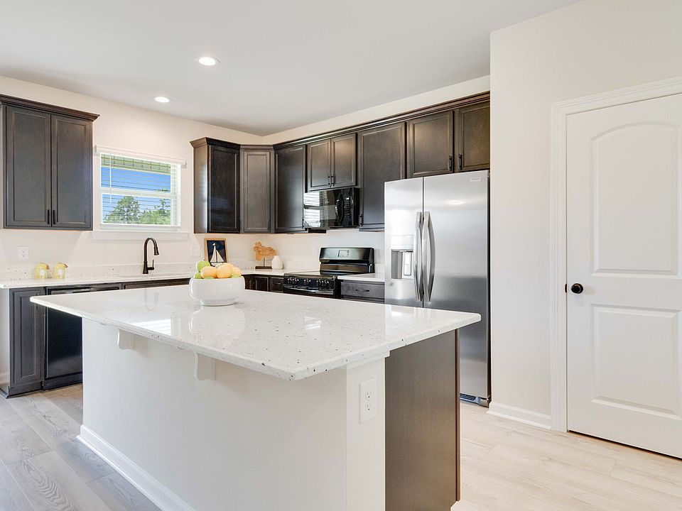 Yancy Floor Plan - DSLD Homes - New Construction