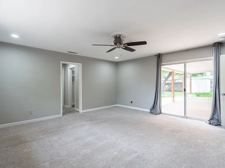 2809 Marmon Dr — Photo 28