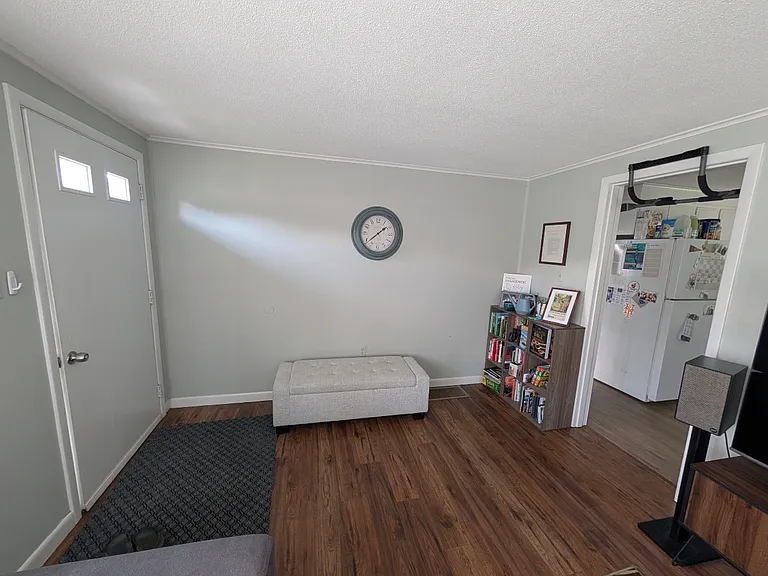 44A Oak St #A — Photo 2