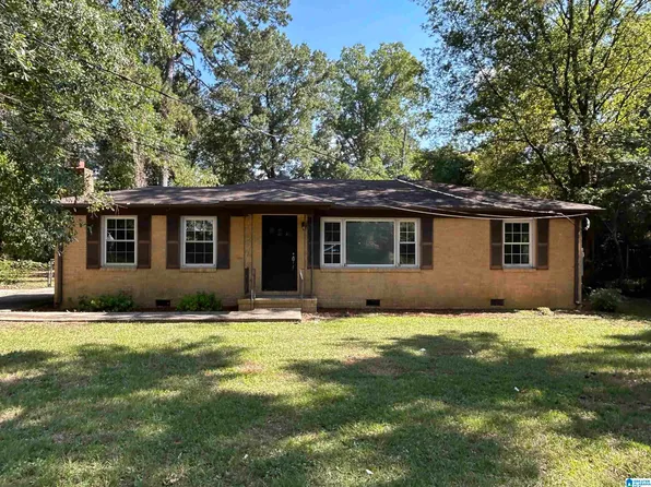 239 Lake Drive Cir NE, Birmingham, AL 35215