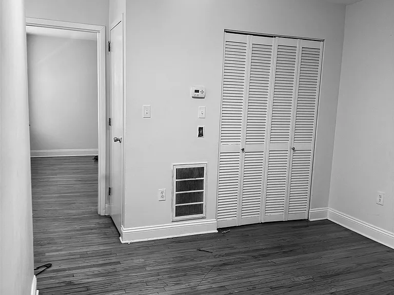 146 Virginia Ave #302 — Photo 12