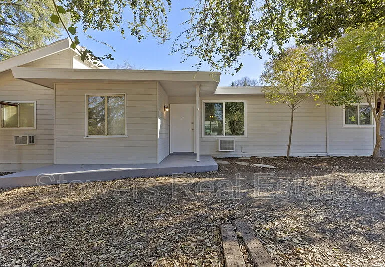 1264 Danville Blvd #B — Photo 3