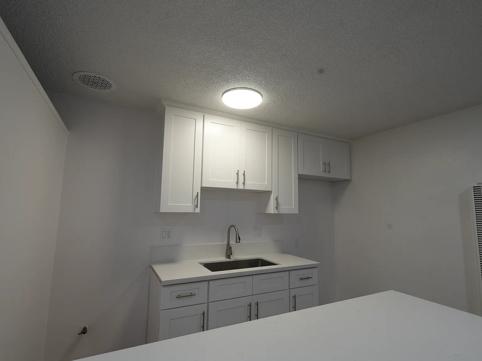 1 bed, $2,200 — Photo 4