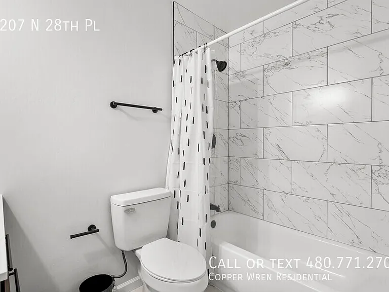 2207 N 28th Pl — Photo 28