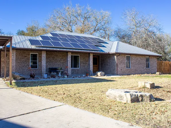 220 Eagle Nest, Pleasanton, TX 78064