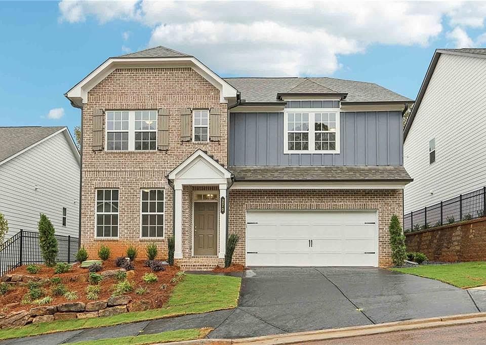 1st image of 270 Foxhill Dr