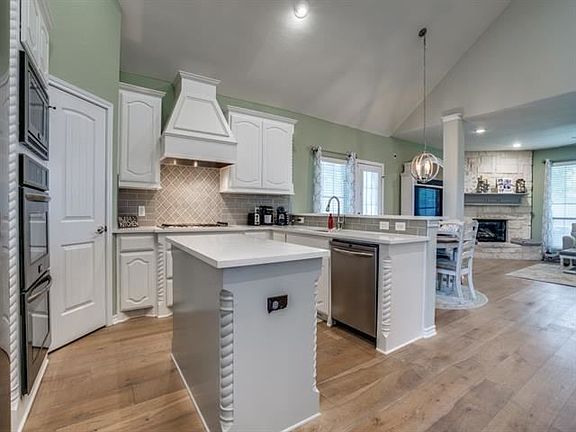4th image of 10485 Chantry Ln