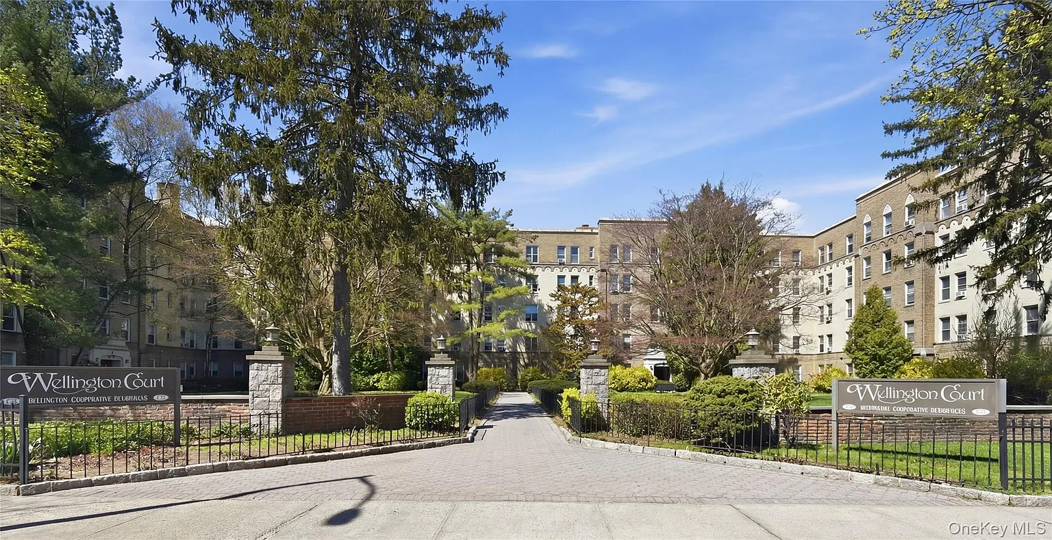 472 Gramatan Avenue #I1 photo 1