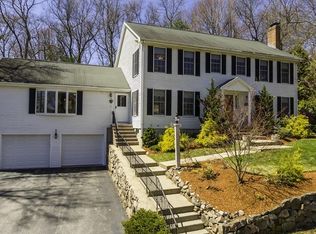 9 Donald Rd, Burlington, MA 01803