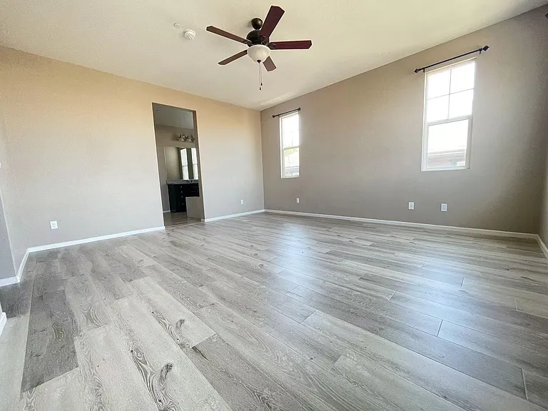 159 Fieldwood — Photo 8