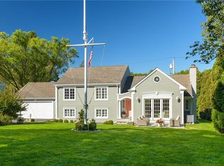 80 Ayrault St, Newport, RI 02840