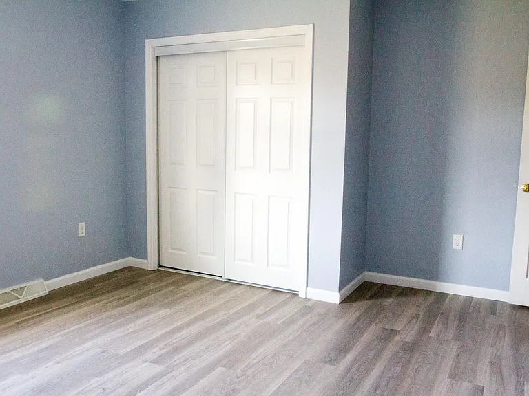 3900 Sheppard Dr — Photo 22