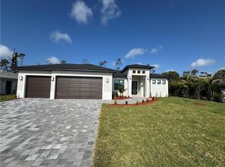 212 Fairway Rd, Rotonda West, FL 33947