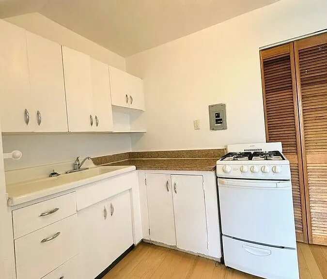 4915 Wynnefield Ave #3B — Photo 8