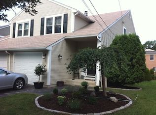 19 Arbor Dr #25A, Providence, RI 02908