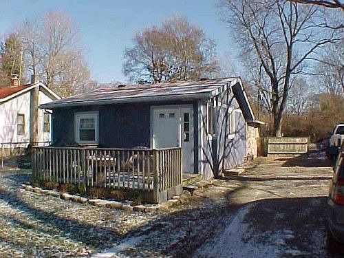 3rd image of 5371 Sunset Ave