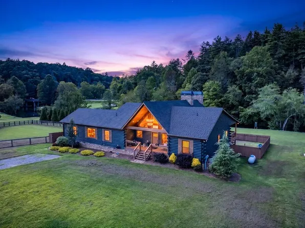 113 Downy Rd, Blue Ridge, GA 30513