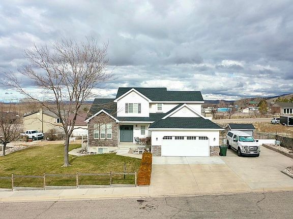 4th image of 1653 E Millstone Cir