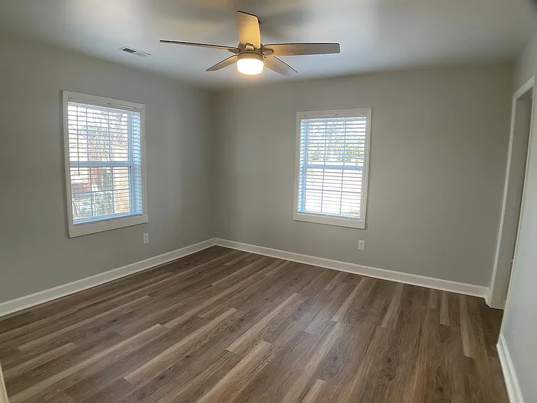 5121 Wake Forest Rd — Photo 15