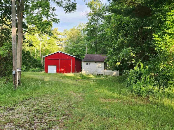 4258 Lakeshore Rd, Lexington, MI 48450