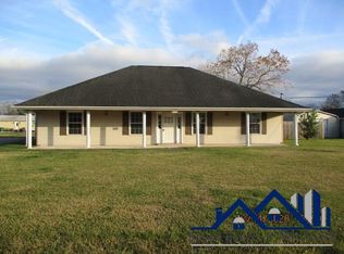 121 Plaisance Dr, Raceland, LA 70394
