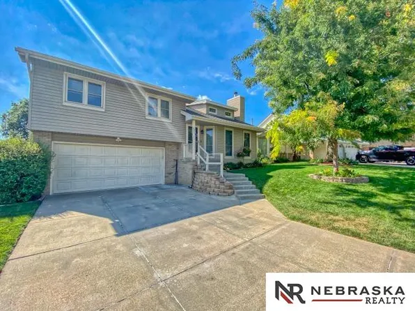 6316 N 108th Avenue Cir, Omaha, NE 68164
