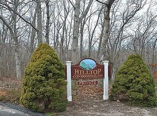 16 Hilltop Dr, Sandwich, MA 02563