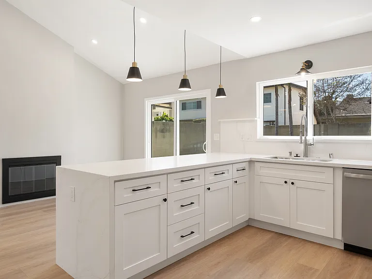 17314 De Groot Pl — Photo 8