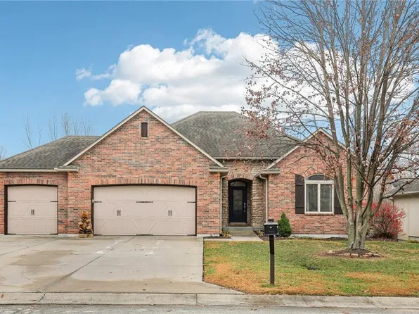 1209 Holland Sq, Warrensburg, MO 64093